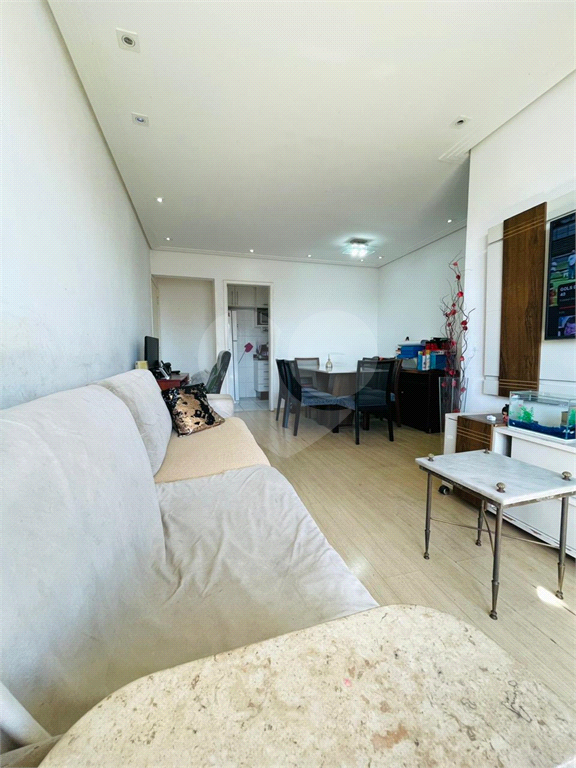 APARTAMENTO em LIMÃO