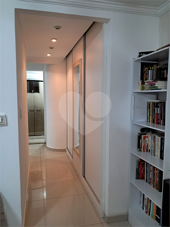 Apartamento à venda com 2 quartos, 63m² - Foto 17