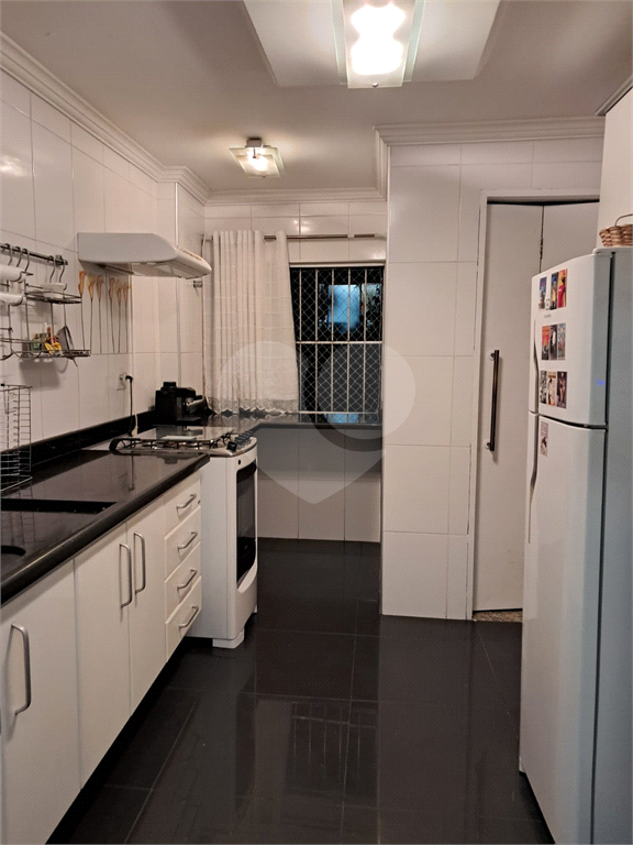 Apartamento à venda com 2 quartos, 63m² - Foto 27