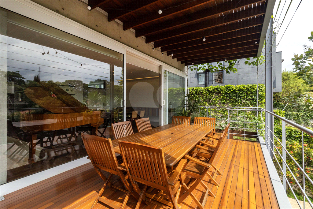 CASA MODERNA COM 4 SUÍTES , VISTA ENCANTADORA!! CITY BOAÇAVA