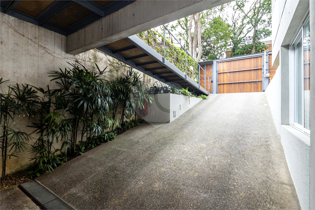 CASA MODERNA COM 4 SUÍTES , VISTA ENCANTADORA!! CITY BOAÇAVA
