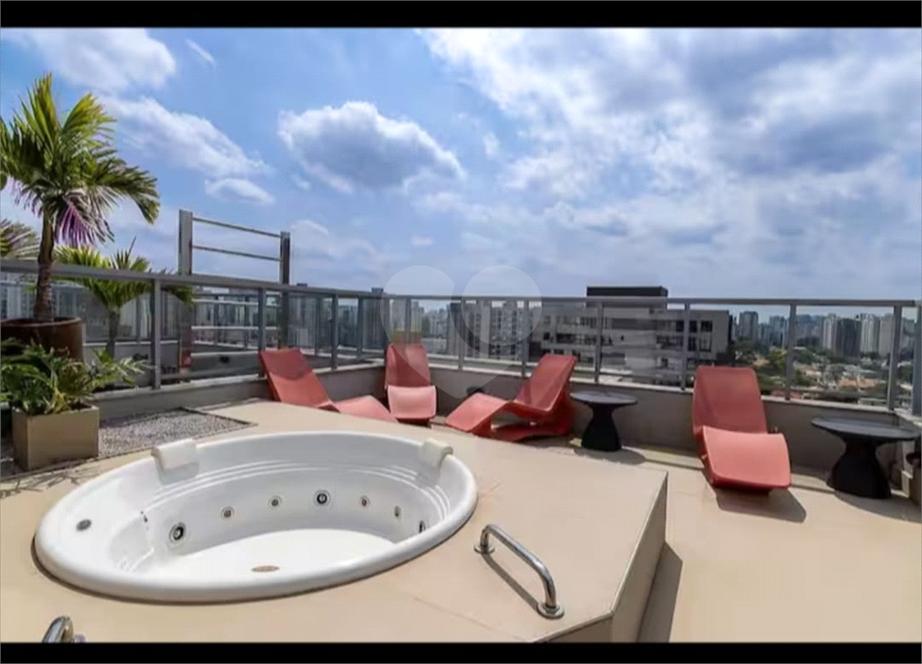 MOEMA - 32 M²  MOBILIADO PRONTO P  MORAR 