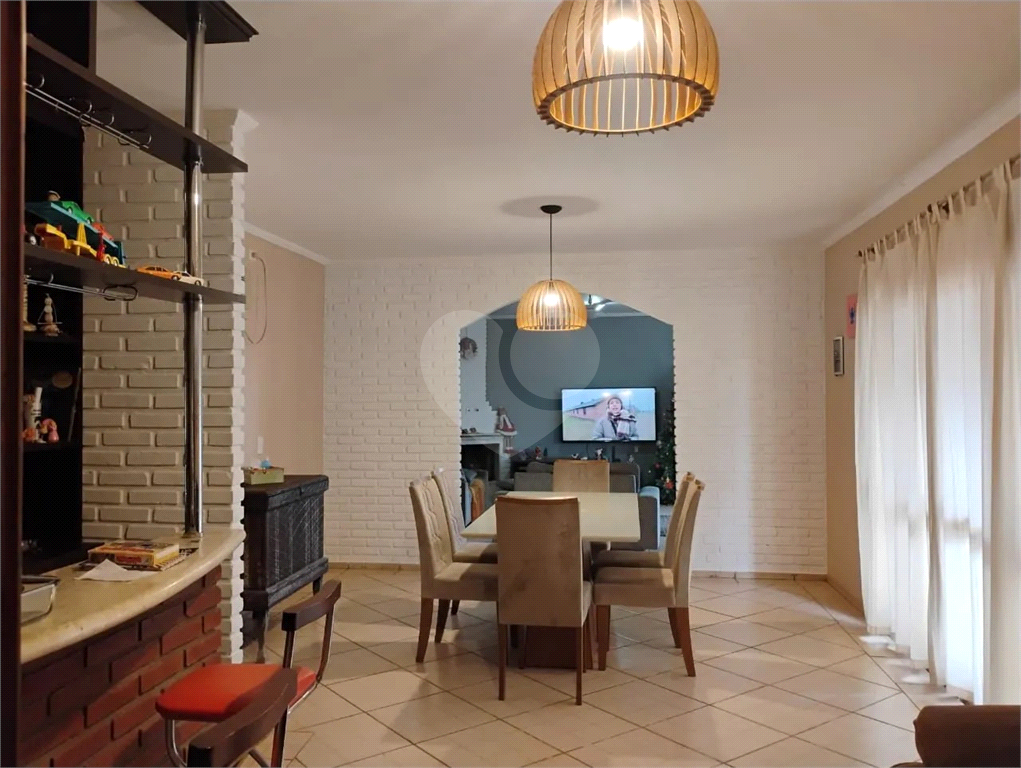 Chácara à venda com 4 quartos, 350m² - Foto 10