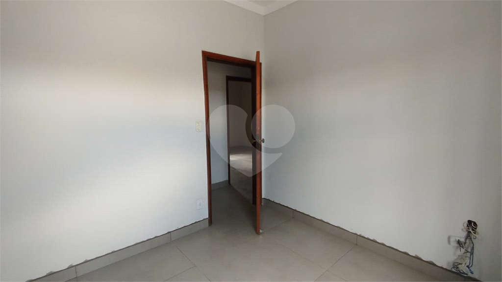 Casa para alugar com 3 quartos, 230m² - Foto 8