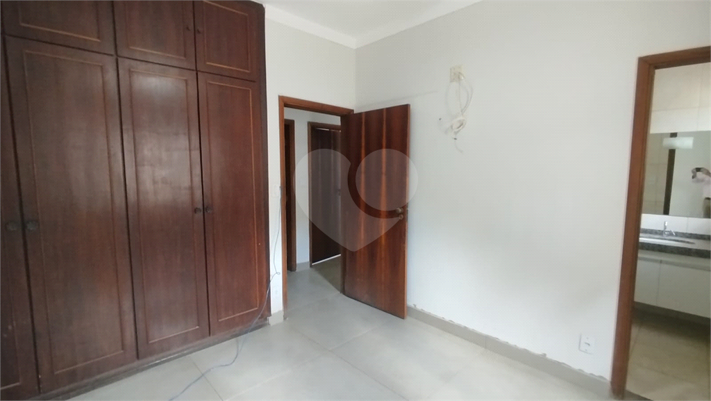 Casa para alugar com 3 quartos, 230m² - Foto 4