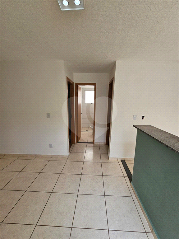 Apartamento à venda com 2 quartos, 42m² - Foto 2