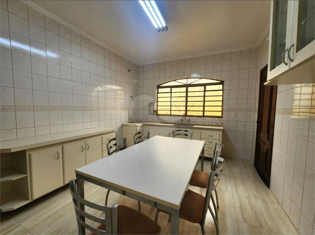 Casa à venda com 3 quartos, 193m² - Foto 15