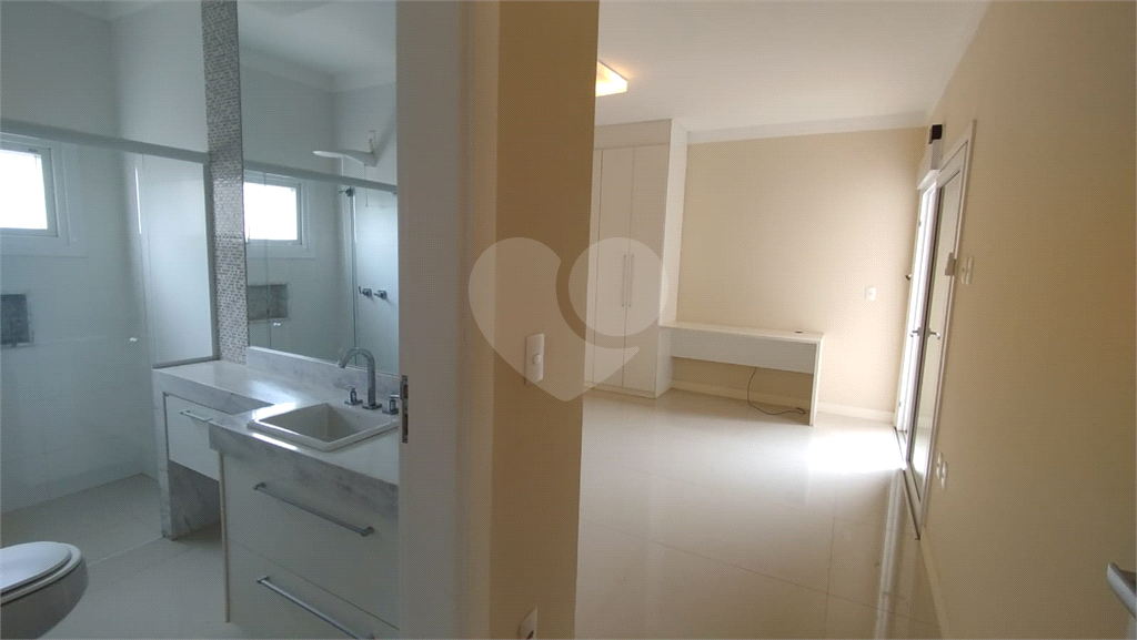 Casa de Condomínio para alugar com 4 quartos, 294m² - Foto 11