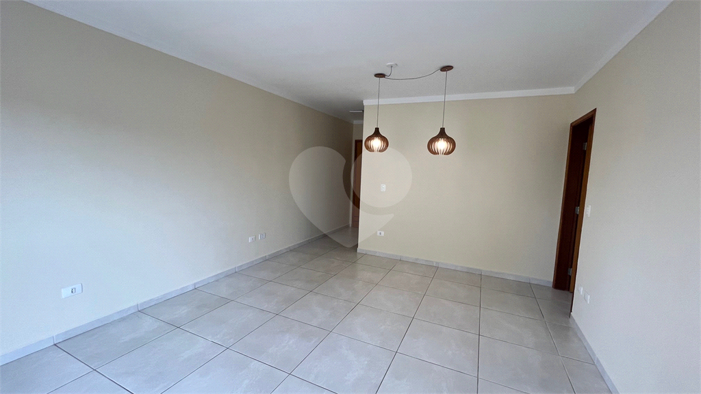 Apartamento para alugar com 3 quartos, 70m² - Foto 3