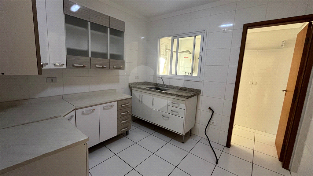 Apartamento para alugar com 3 quartos, 70m² - Foto 6