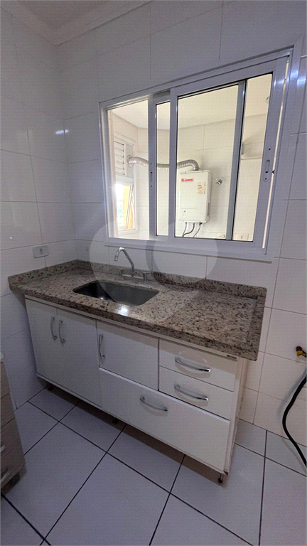 Apartamento para alugar com 3 quartos, 70m² - Foto 8