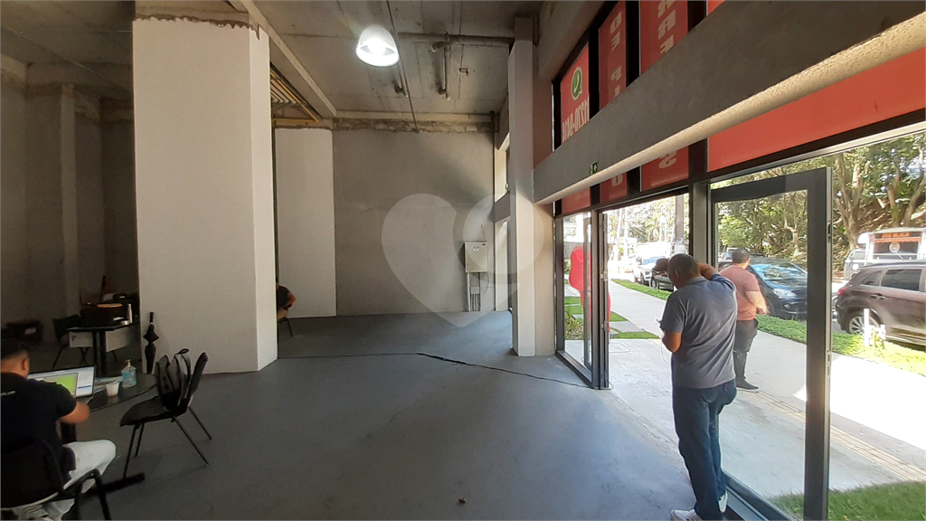 Sala Comercial a Venda, com 114m² no Jardim São Paulo/Santana!