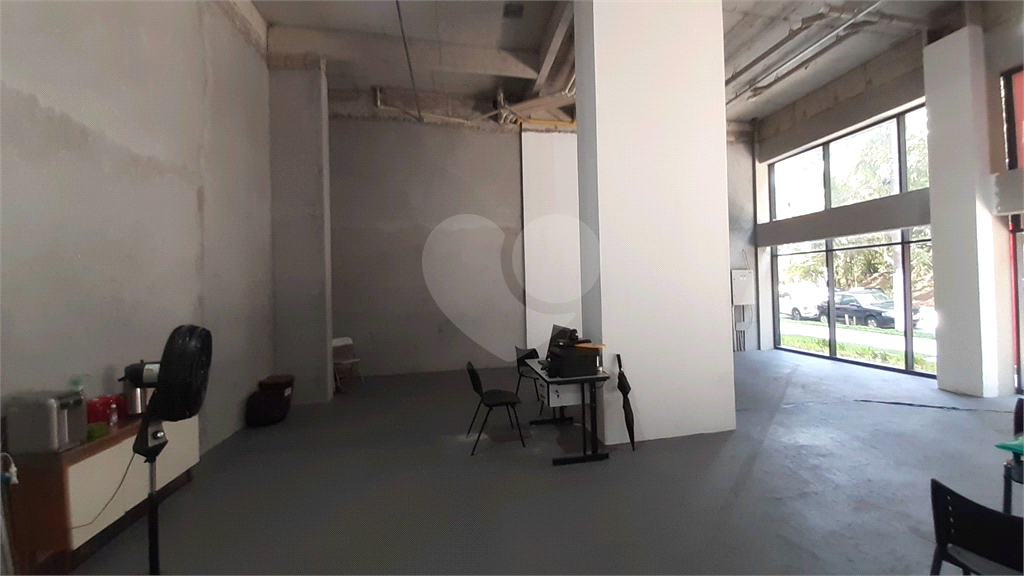 Sala Comercial a Venda, com 114m² no Jardim São Paulo/Santana!