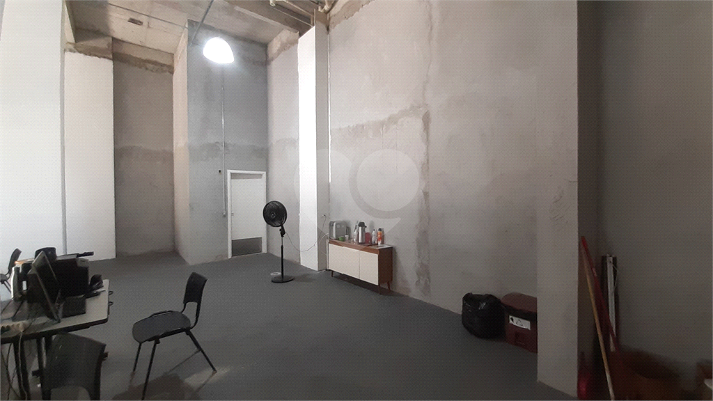 Sala Comercial a Venda, com 114m² no Jardim São Paulo/Santana!