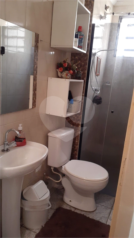 Apartamento à venda com 2 quartos, 55m² - Foto 11