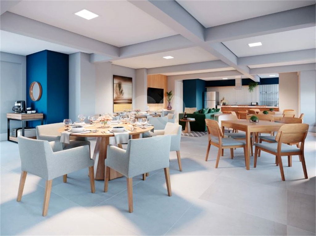 Apartamento à venda com 2 quartos, 72m² - Foto 2