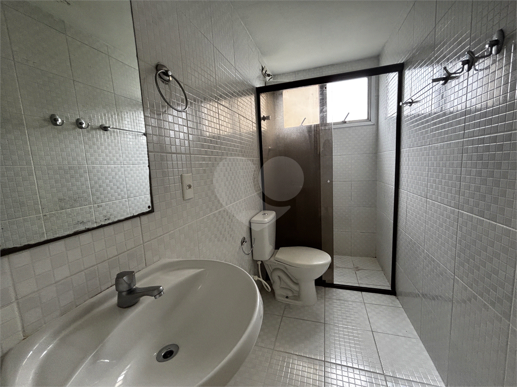 Apartamento na Avenida Braz Leme, Santana com 2 dormitórios e 1 vaga