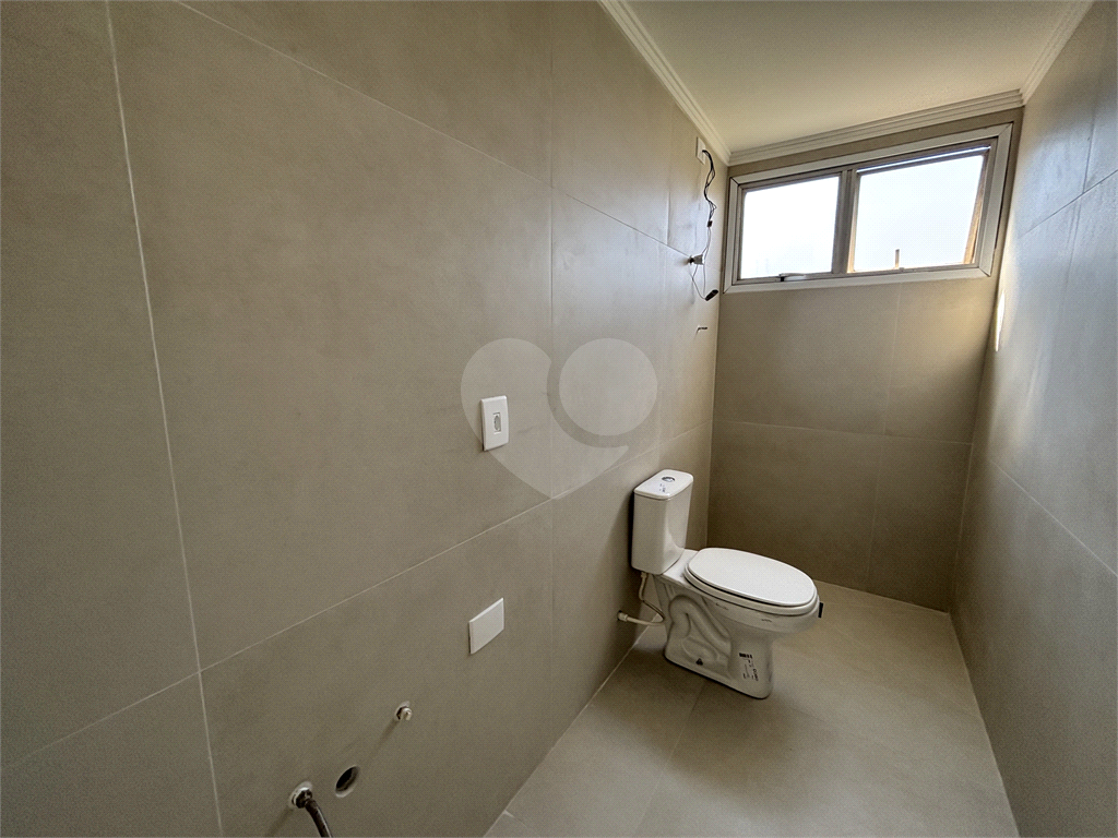 Apartamento na Avenida Braz Leme, Santana com 2 dormitórios e 1 vaga