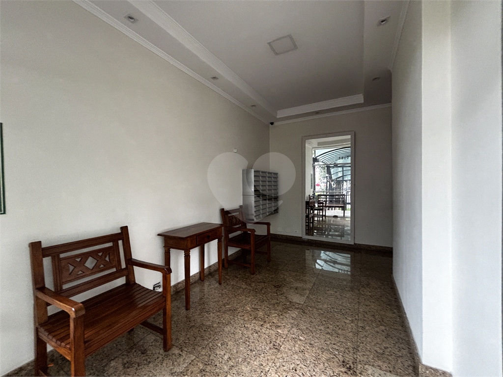 Apartamento na Avenida Braz Leme, Santana com 2 dormitórios e 1 vaga