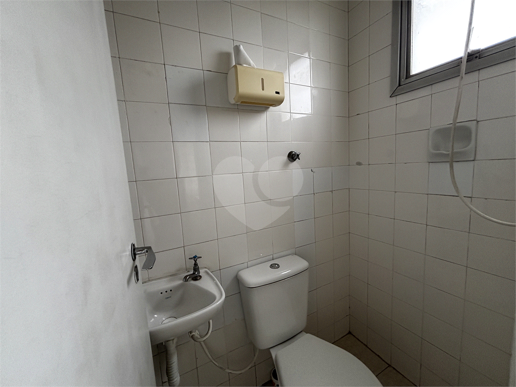 Apartamento na Avenida Braz Leme, Santana com 2 dormitórios e 1 vaga