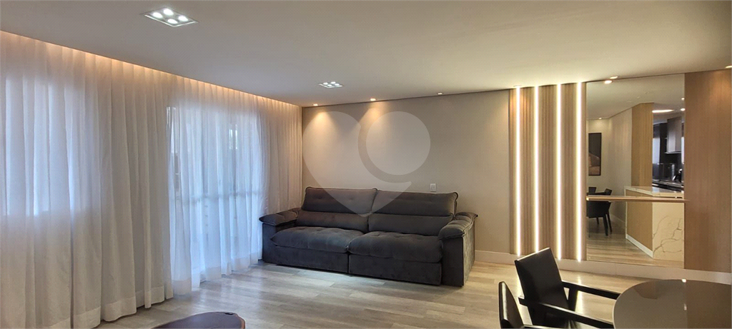 Amplo apto à venda | 113 m² | 3 dormitórios (1 suíte) | 2 vagas na Mooca!