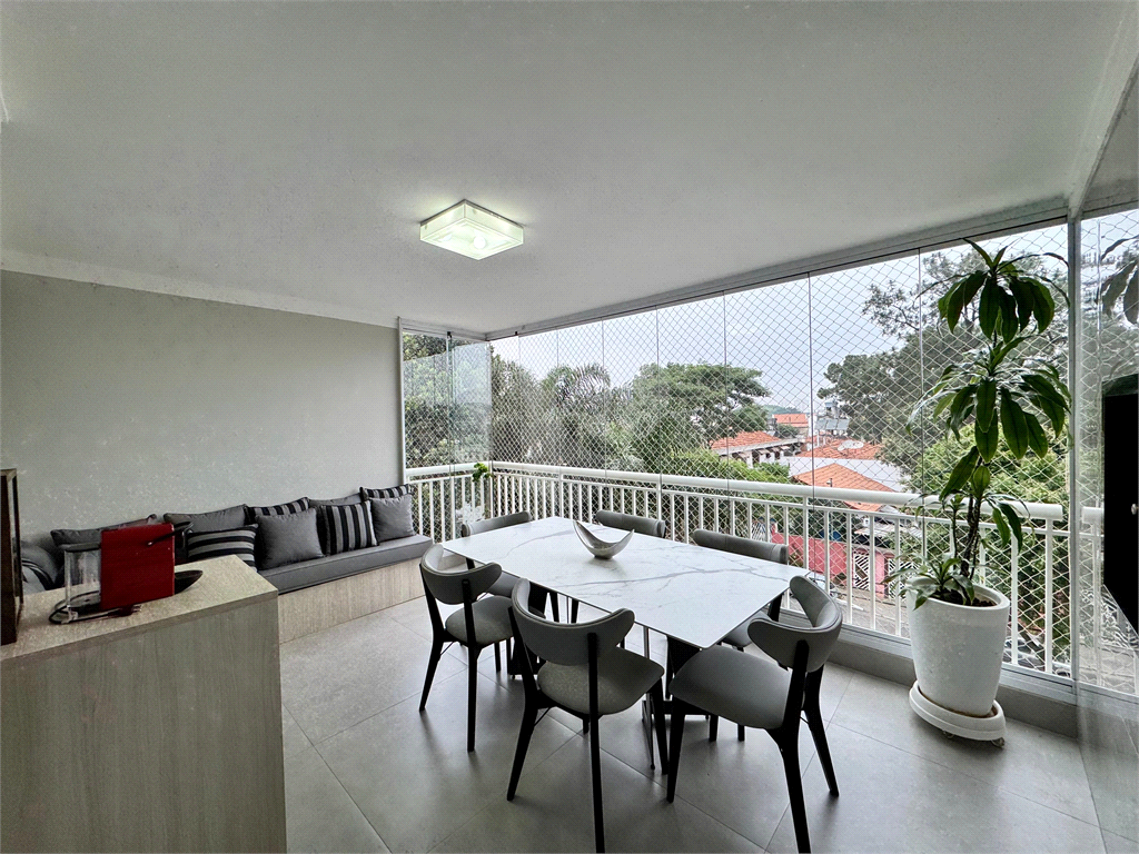 Amplo apto à venda | 113 m² | 3 dormitórios (1 suíte) | 2 vagas na Mooca!