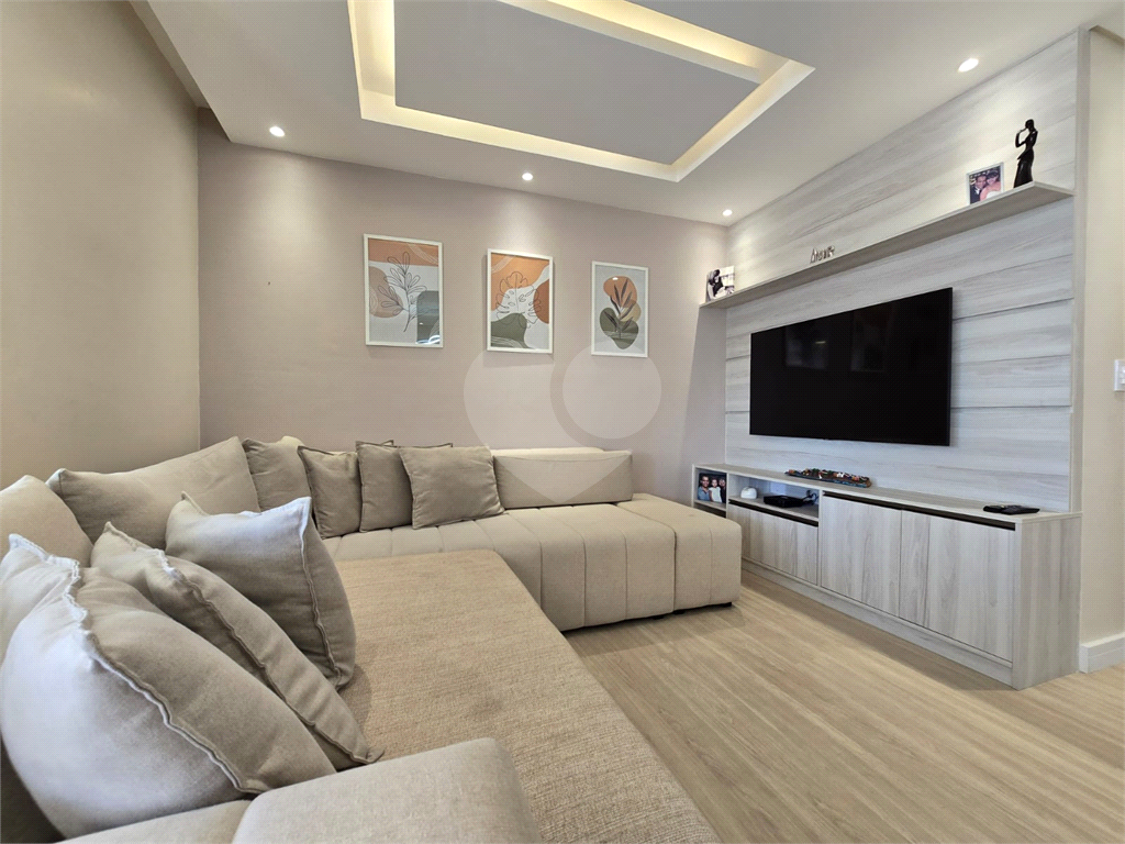 Apto à venda | 108 m² | 3 dormitórios (2 suítes) | 2 vagas na Vila Augusta!