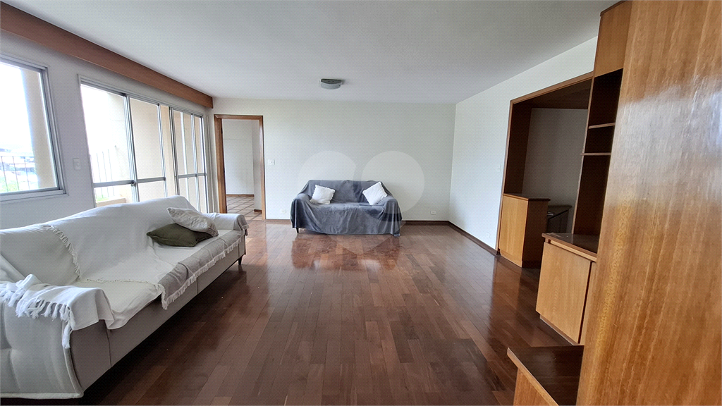 Apartamento à venda com 3 quartos, 65m² - Foto 2