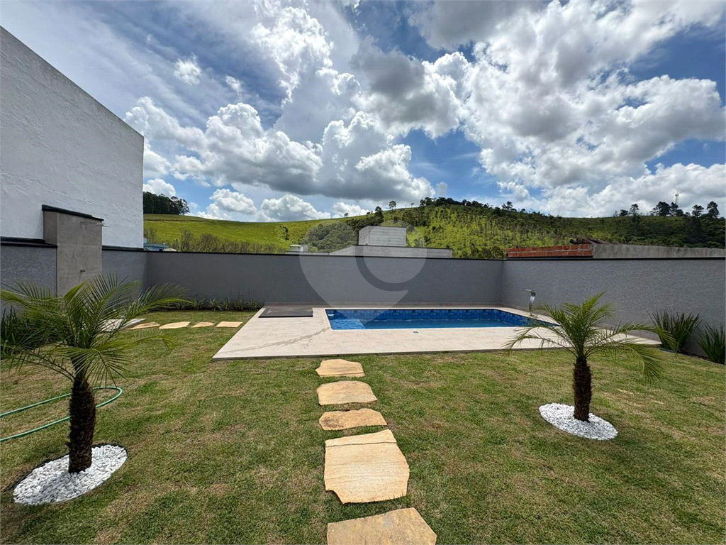 Casa à venda com 3 quartos, 146m² - Foto 14