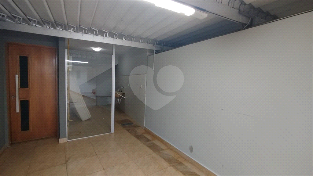 Casa para alugar com 3 quartos, 120m² - Foto 34