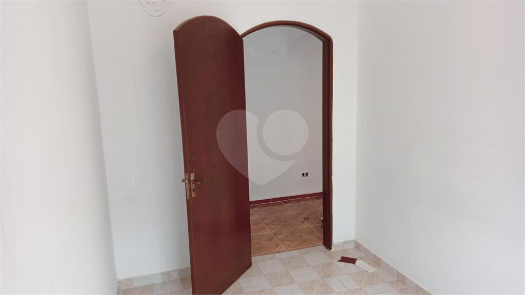 Casa à venda com 3 quartos, 100m² - Foto 17