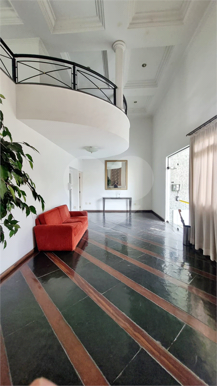 Apartamento à venda | 117 m² | 3 dormitórios (1 suíte) | 2 vagas no Bairro Mirandópolis |