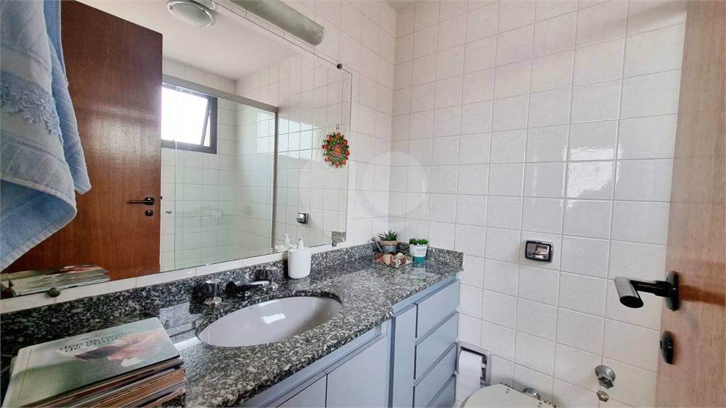 Apartamento à venda | 117 m² | 3 dormitórios (1 suíte) | 2 vagas no Bairro Mirandópolis |