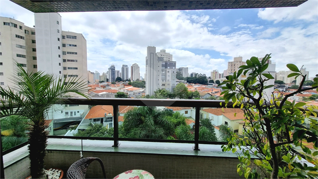 Apartamento à venda | 117 m² | 3 dormitórios (1 suíte) | 2 vagas no Bairro Mirandópolis |