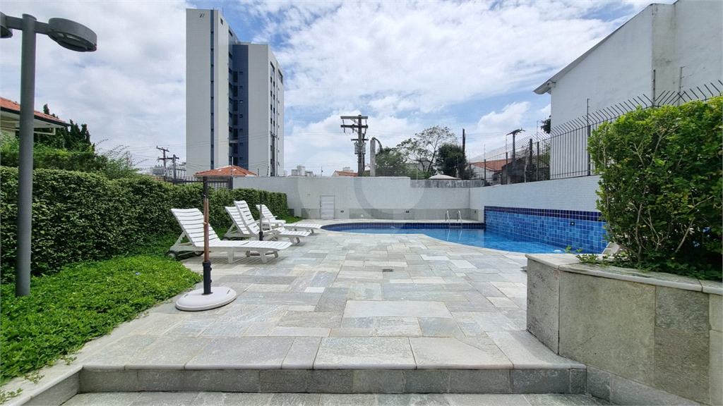 Apartamento à venda | 117 m² | 3 dormitórios (1 suíte) | 2 vagas no Bairro Mirandópolis |