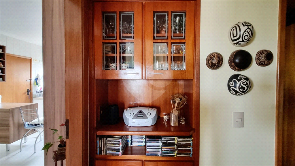 Apartamento à venda | 117 m² | 3 dormitórios (1 suíte) | 2 vagas no Bairro Mirandópolis |