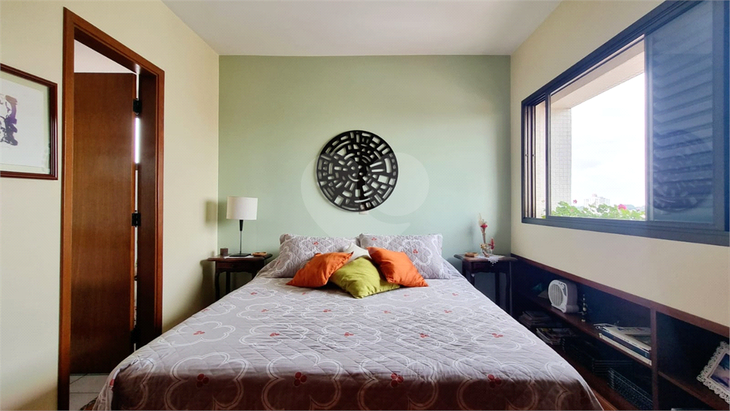 Apartamento à venda | 117 m² | 3 dormitórios (1 suíte) | 2 vagas no Bairro Mirandópolis |