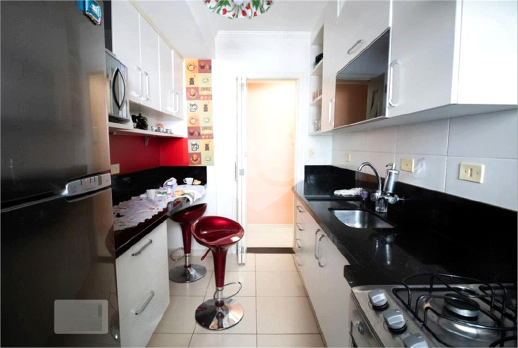 Apartamento à venda com 2 quartos, 50m² - Foto 16