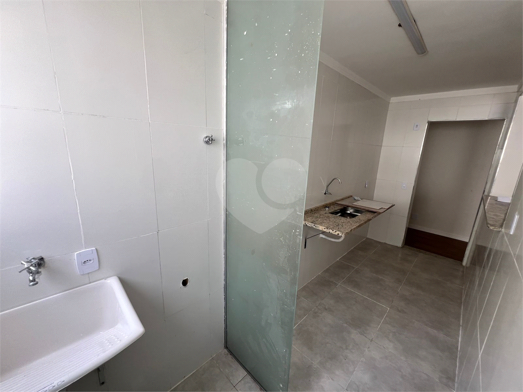 Apartamento à venda com 3 quartos, 149m² - Foto 9