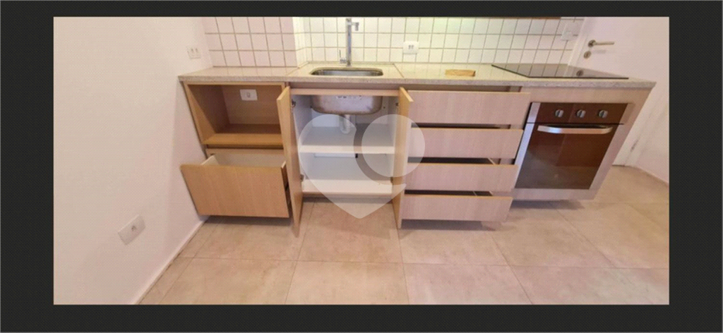 APARTAMENTO em JARDIM PAULISTA
