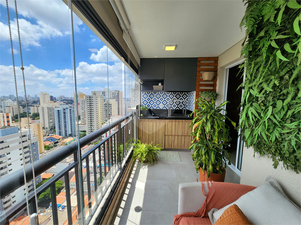 Apartamento - Saúde - 1 Dormitório sendo Suíte - 2 Banheiros - 2 Vagas