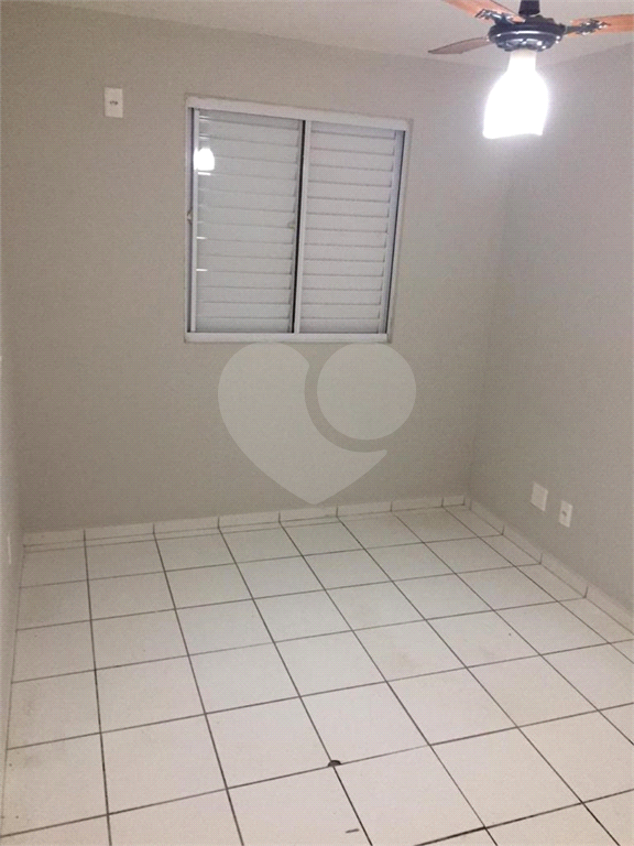 Apartamento à venda com 2 quartos, 48m² - Foto 18