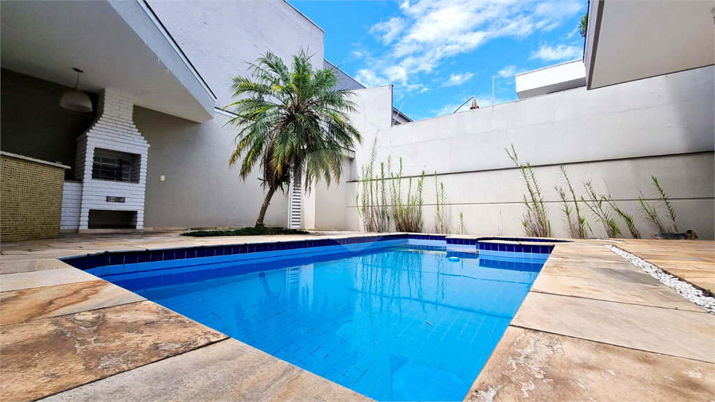 Sobrado com 4 suítes, 5 vagas e Piscina - Palmas do Tremembé 