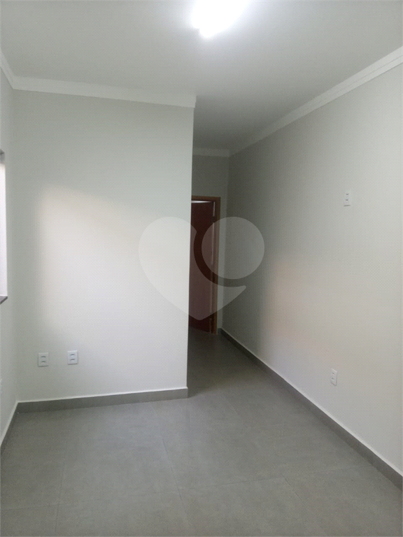 Casa para alugar com 2 quartos, 230m² - Foto 4