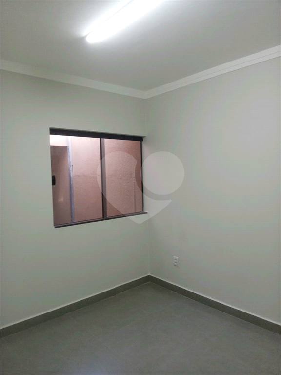 Casa para alugar com 2 quartos, 230m² - Foto 7