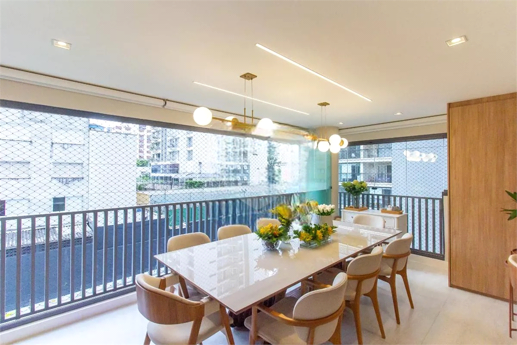 Apartamento Perdizes - Porteira Fechada. 