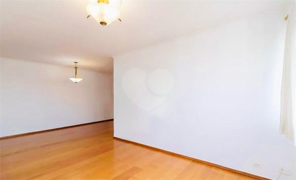 APARTAMENTO em SANTANA