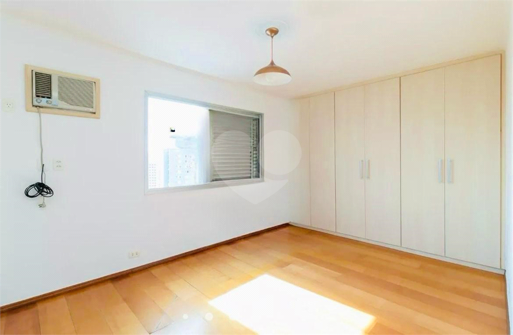 APARTAMENTO em SANTANA