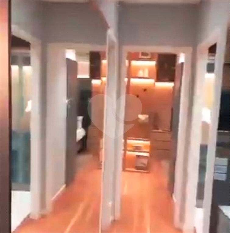 Apartamento à venda com 2 quartos, 39m² - Foto 24