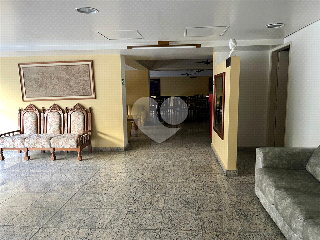 Apartamento de 45m, no centro 1 dormitório 1 vaga